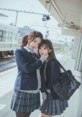 日韩精品刚刚更新第一次辣妹_HD手机在线观看